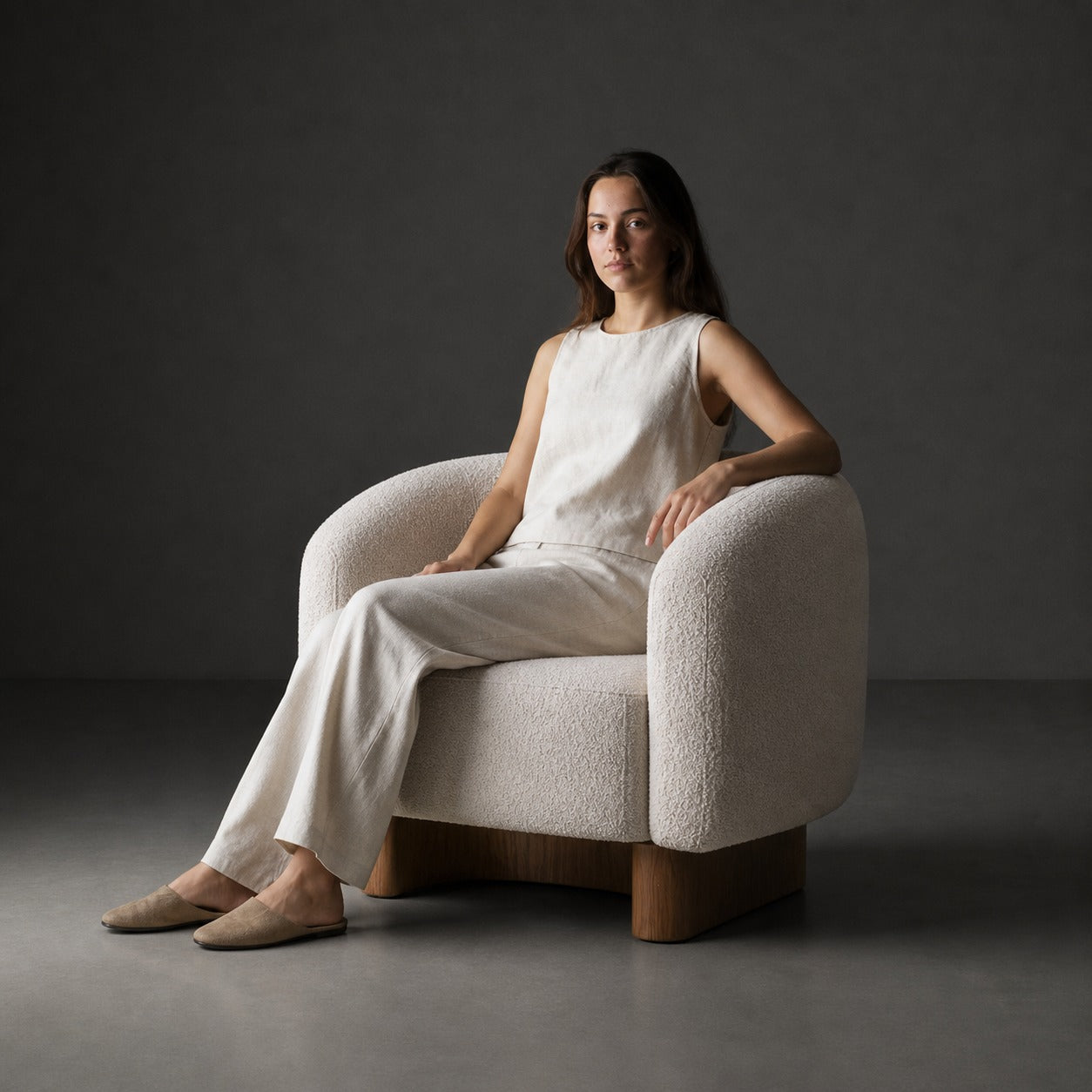 Échel Armchair